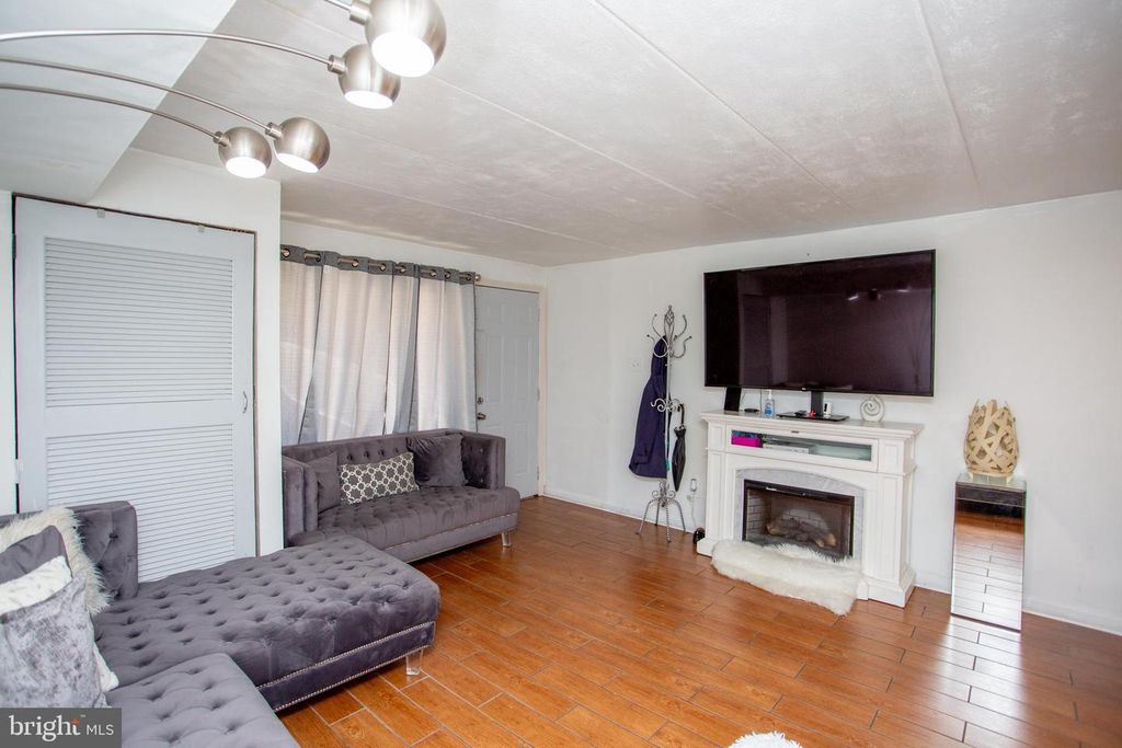 7755 OXFORD AVE, PHILADELPHIA, PA 19111 — photo 4