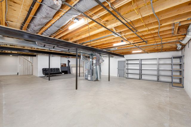 1877 N Kenwyck Drive, Superior Twp, MI 48198