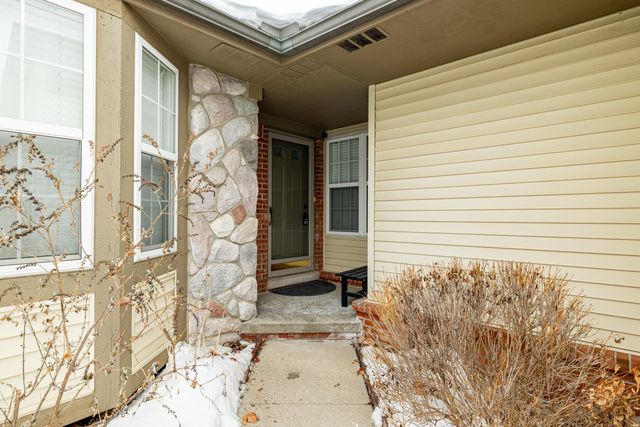 1877 N Kenwyck Drive, Superior Twp, MI 48198