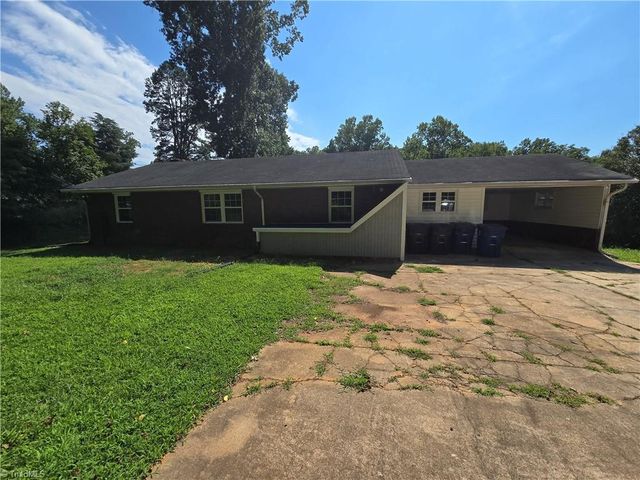 5167 N Cherry Street, Winston-salem, NC 27105