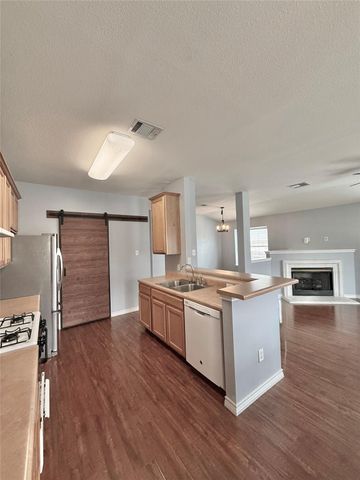 1021 Tudor House RD, Pflugerville, TX 78660