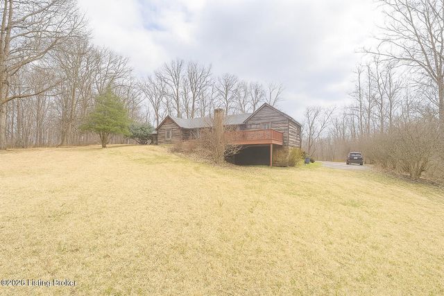 2515 Woodside Rd, Louisville, KY 40207