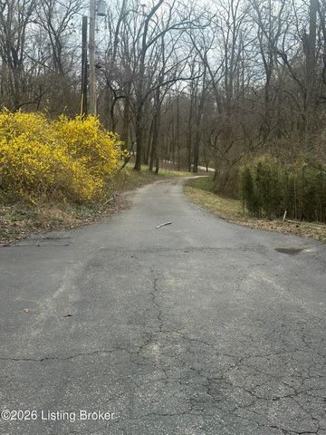2515 Woodside Rd, Louisville, KY 40207