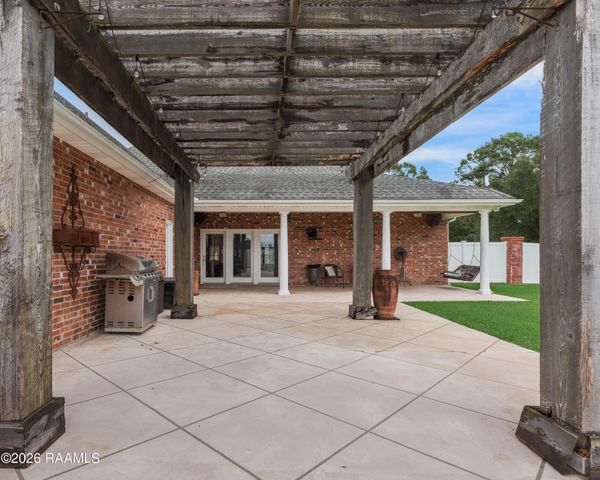 7280 Main Highway, St. Martinville, LA 70582