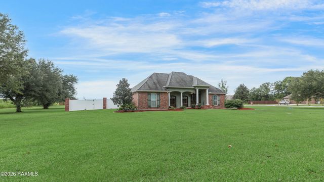 7280 Main Highway, St. Martinville, LA 70582