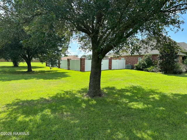 7280 Main Highway, St. Martinville, LA 70582