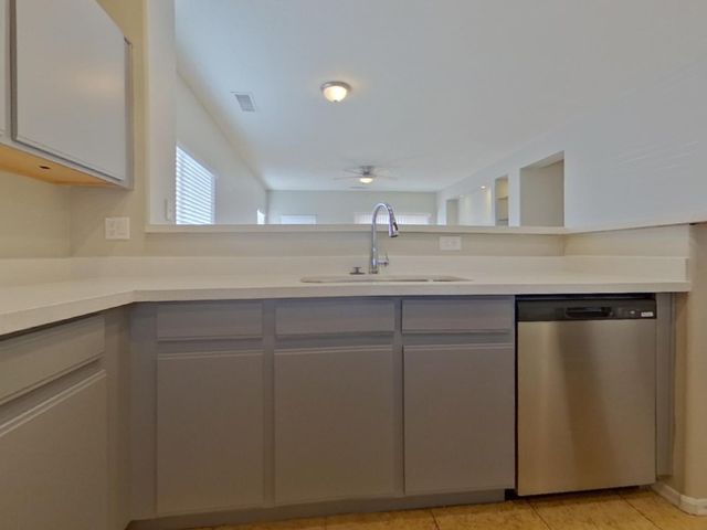 83 5th Avenue W, Buckeye, AZ 85326