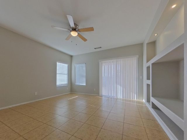 83 5th Avenue W, Buckeye, AZ 85326