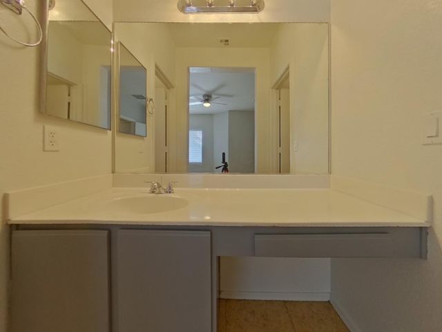 83 5th Avenue W, Buckeye, AZ 85326