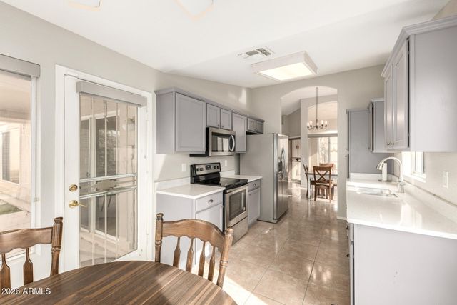 19522 N 84TH Avenue, Peoria, AZ 85382