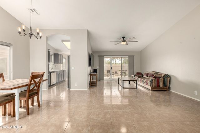 19522 N 84TH Avenue, Peoria, AZ 85382