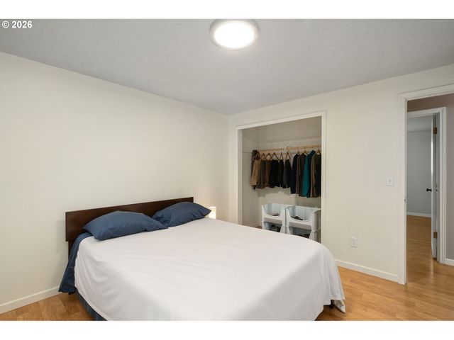 1927 Ne THOMAS St, Hillsboro, OR 97124