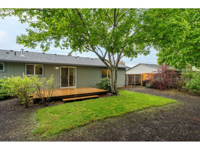 1927 Ne THOMAS St, Hillsboro, OR 97124