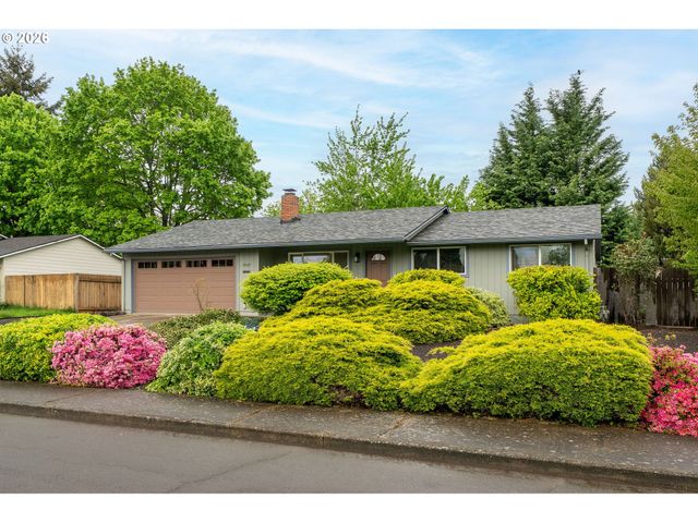 1927 Ne THOMAS St, Hillsboro, OR 97124