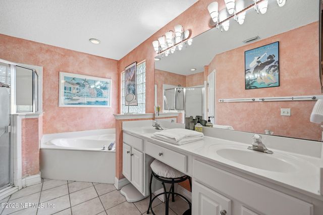 1200 LAKE COVE Court, Ponte Vedra Beach, FL 32082