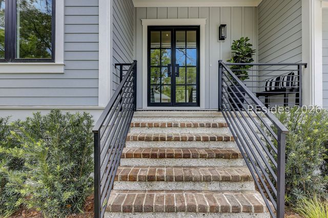 148 Otter Rd, Hilton Head Island, SC 29928