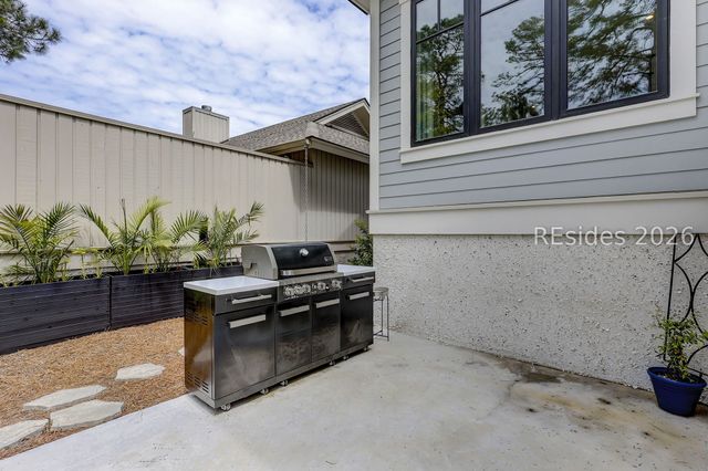 148 Otter Rd, Hilton Head Island, SC 29928