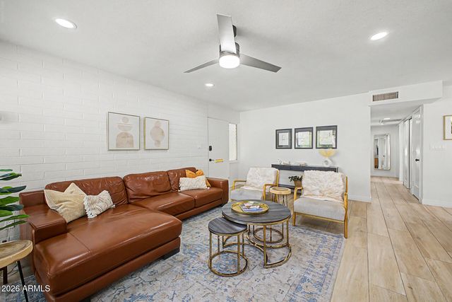 7720 E HEATHERBRAE Avenue 1, Scottsdale, AZ 85251