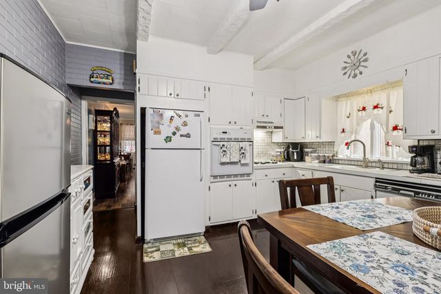 814 CHESTNUT AVE, Trenton, NJ 08611