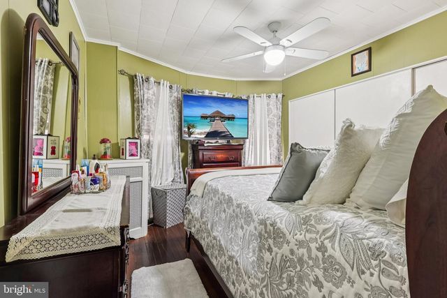 814 CHESTNUT AVE, Trenton, NJ 08611