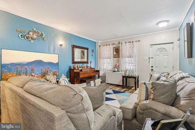 814 CHESTNUT AVE, Trenton, NJ 08611