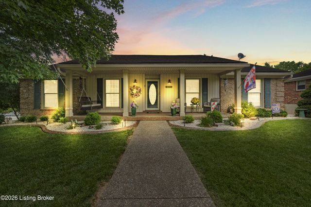 8310 Delightful Ct, Louisville, KY 40291