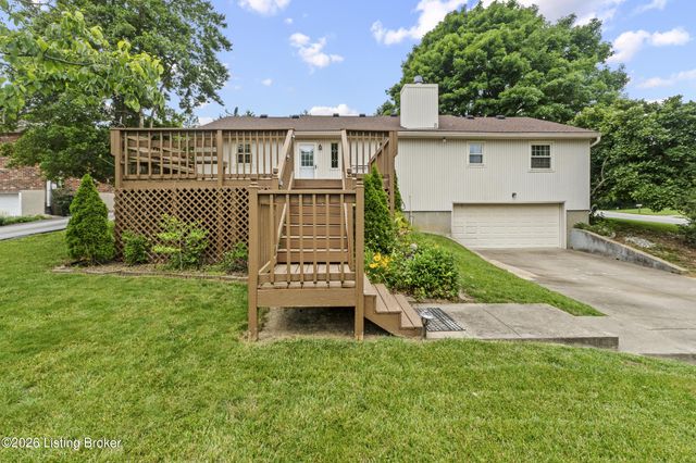 8310 Delightful Ct, Louisville, KY 40291