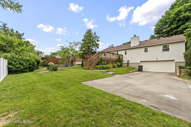 8310 Delightful Ct, Louisville, KY 40291