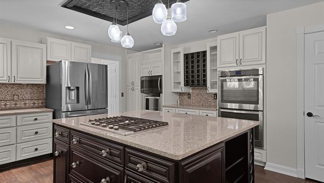 5427 N Silverstone Drive, Comstock Park, MI 49321