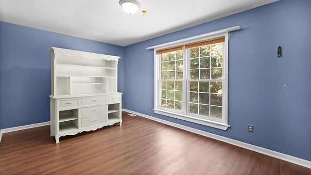 5427 N Silverstone Drive, Comstock Park, MI 49321