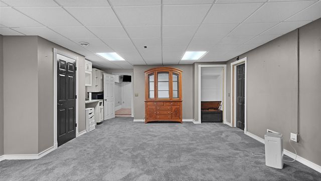 5427 N Silverstone Drive, Comstock Park, MI 49321