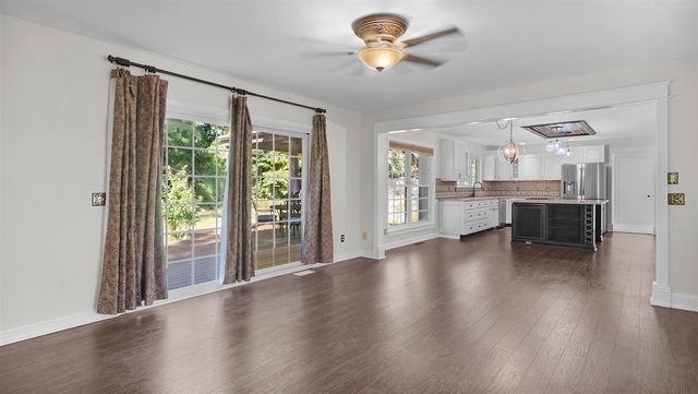 5427 N Silverstone Drive, Comstock Park, MI 49321