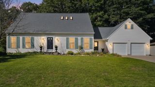 5427 N Silverstone Drive, Comstock Park, MI 49321