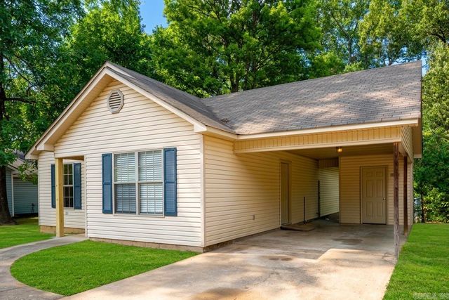 524 Second St, Conway, AR 72032