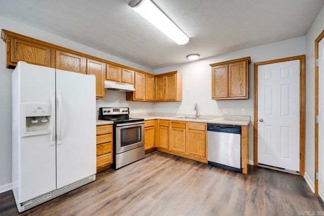 524 Second St, Conway, AR 72032