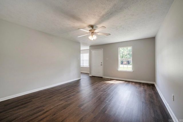 524 Second St, Conway, AR 72032