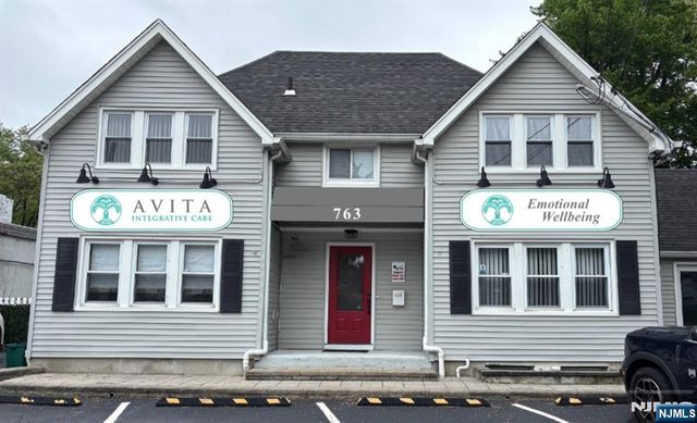 763 River Road 4, Teaneck, NJ 07666