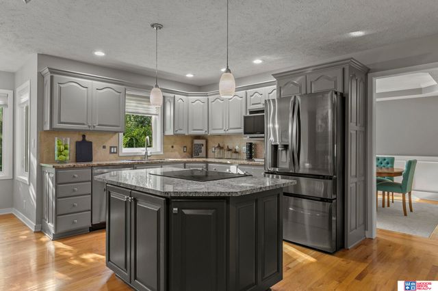 7125 Beaver Hollow Circle, Lincoln, NE 68516