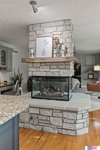 7125 Beaver Hollow Circle, Lincoln, NE 68516