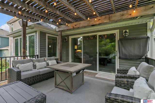 7125 Beaver Hollow Circle, Lincoln, NE 68516