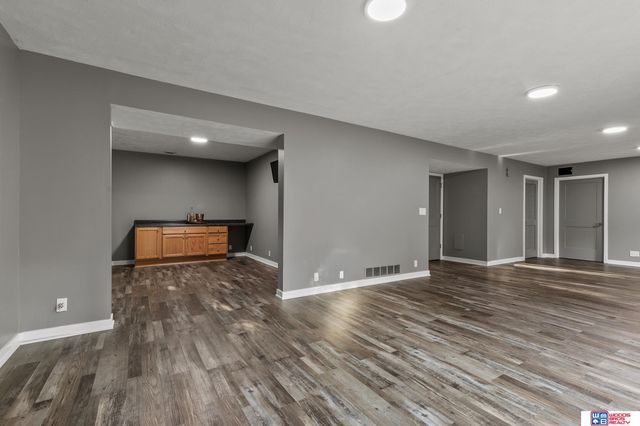 7125 Beaver Hollow Circle, Lincoln, NE 68516