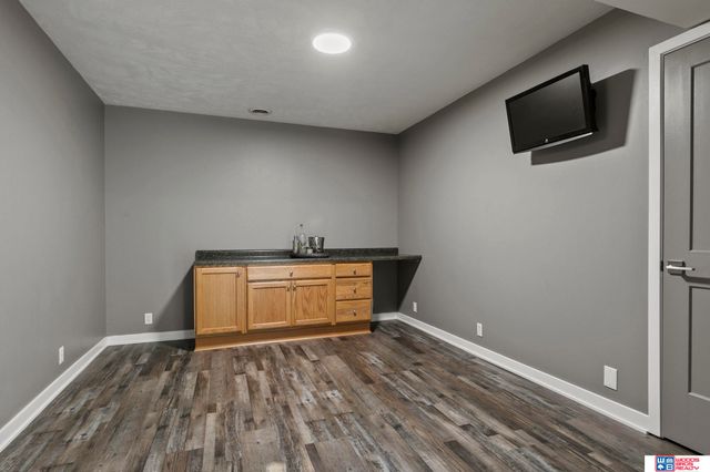 7125 Beaver Hollow Circle, Lincoln, NE 68516