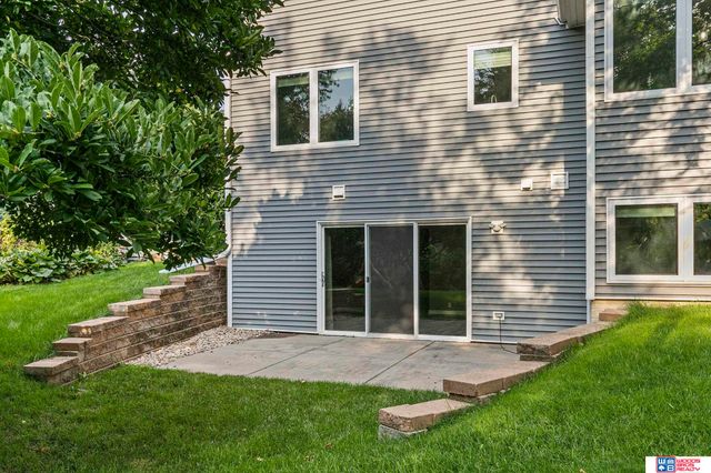 7125 Beaver Hollow Circle, Lincoln, NE 68516