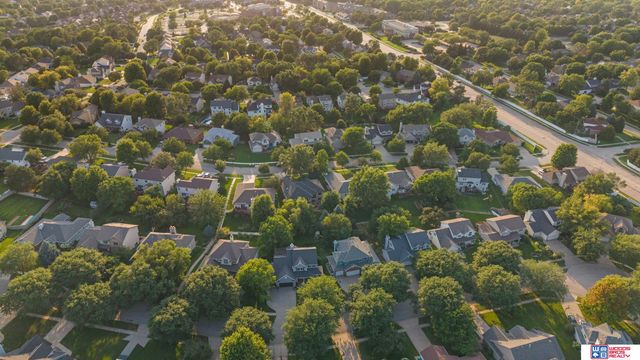 7125 Beaver Hollow Circle, Lincoln, NE 68516