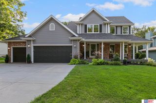 7125 Beaver Hollow Circle, Lincoln, NE 68516