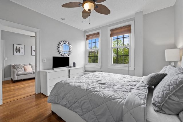235 Sunrise Avenue 3232, Palm Beach, FL 33480
