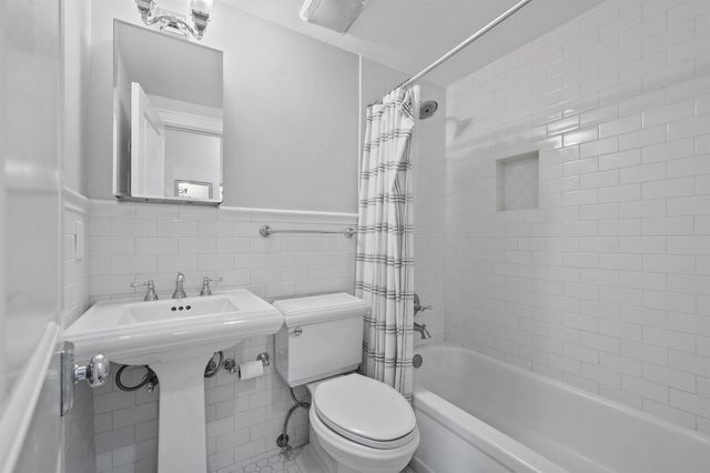 235 Sunrise Avenue 3232, Palm Beach, FL 33480