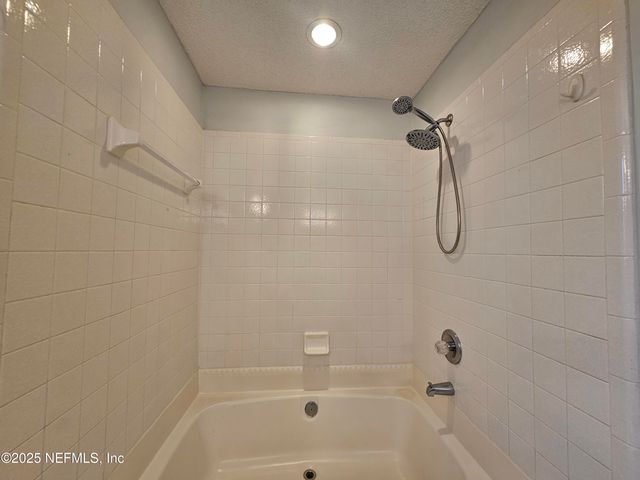 9032 CUMBERLAND FOREST Way, Jacksonville, FL 32257