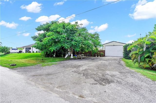 5135 Balmer ST, Lehigh Acres, FL 33971