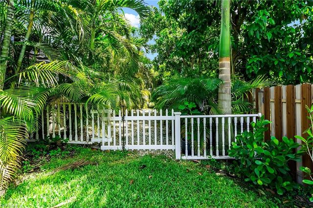 5135 Balmer ST, Lehigh Acres, FL 33971